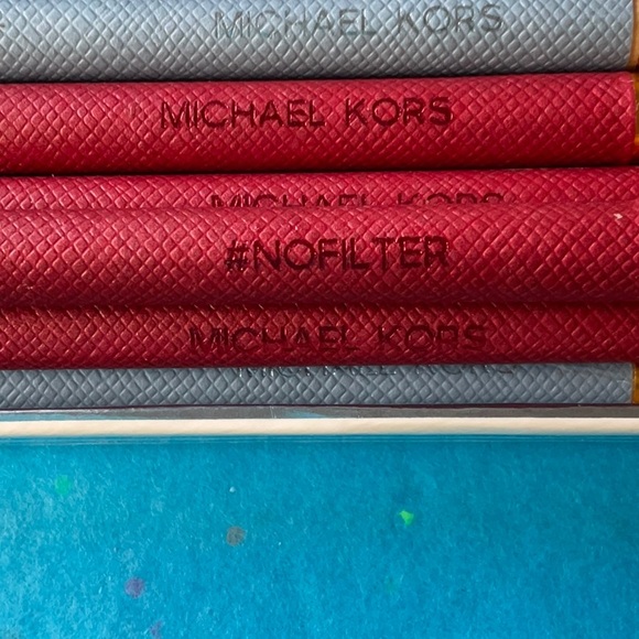 ✏️  MICHAEL KORS PENCILS ✏️ NWT✏️ - Picture 12 of 16